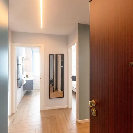 Penthouse 270 Degrees View * 斯培西亚